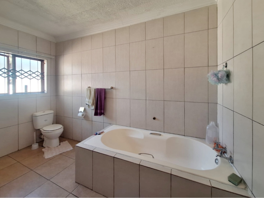 3 Bedroom Property for Sale in Melodie North West
